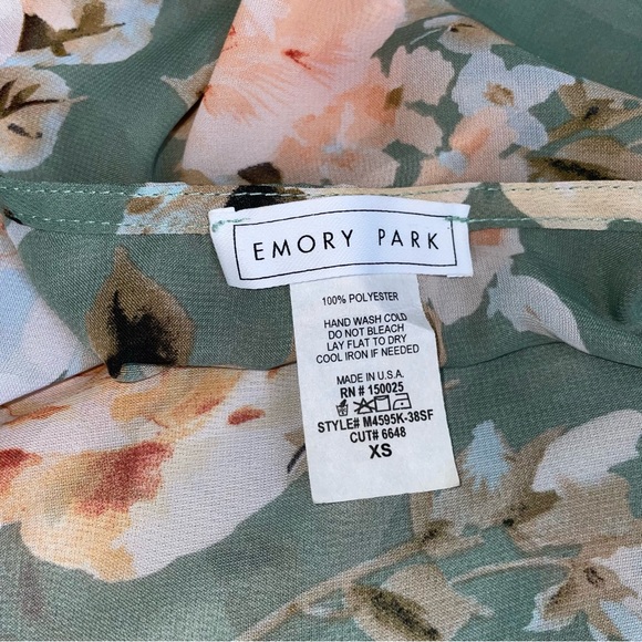 Emory Park Floral Kimono from Stitch Fix - Picture 3 of 4